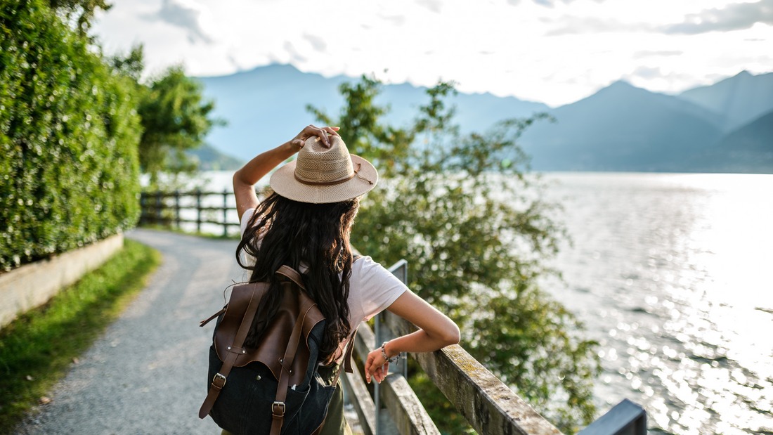 Ultimate Solo Travel Guide: Why La Regina Cruise is Your Perfect Halong Bay Match